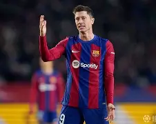 费内巴切主帅放话：足协杯抢七大战必胜辽宁男篮，爱德华兹冷笑回应(足协杯的含金量)